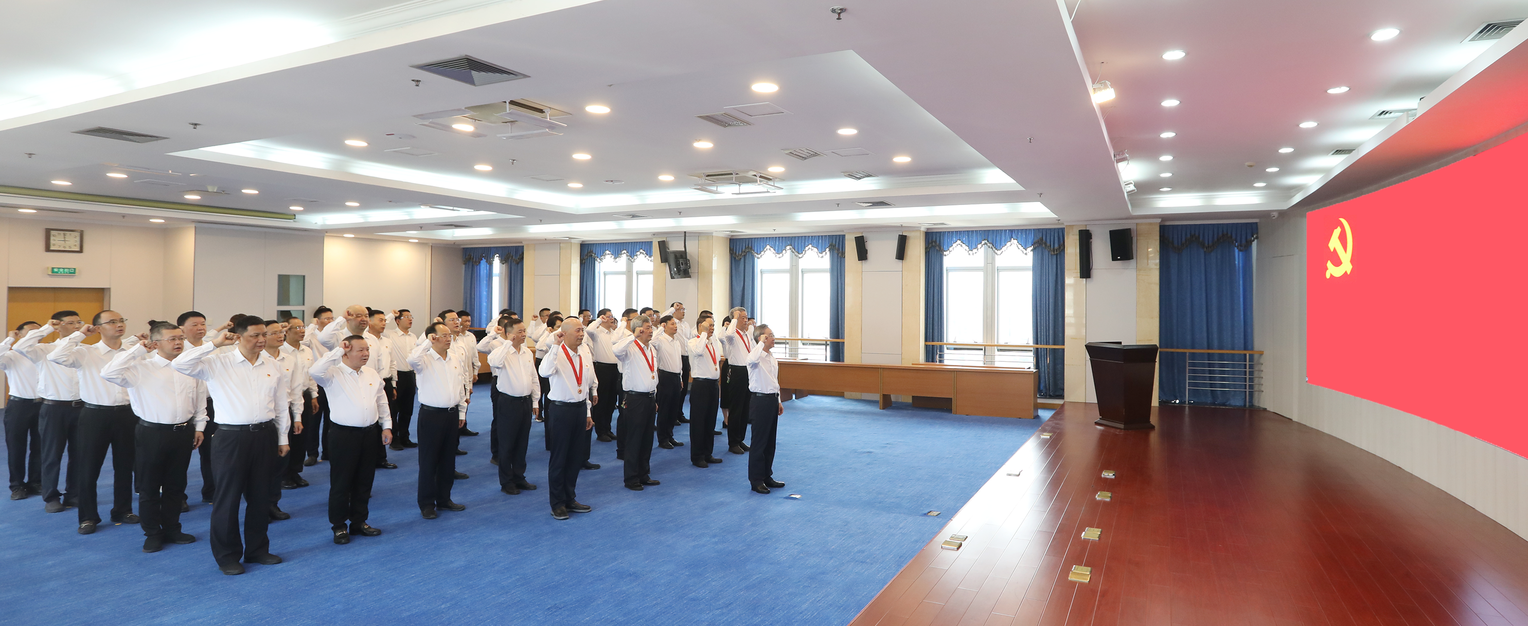 ףй104鶹ý
Сڵ50ꡱ°䷢뵳Ĵʽ